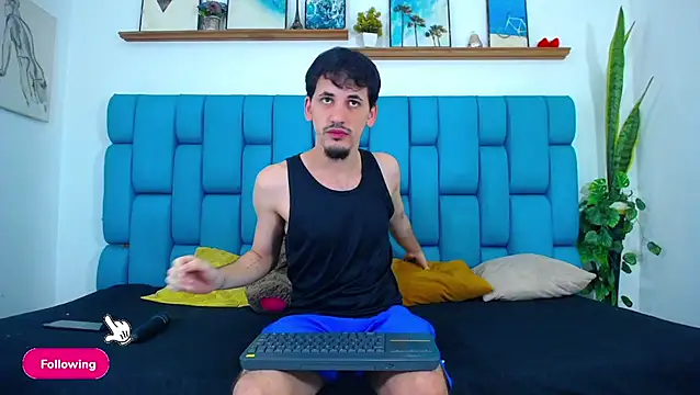 boy Dirty X online show from April 20, 5:10 am