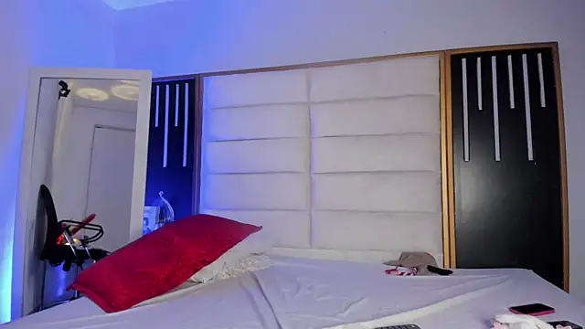 JuliMonroe19 online show from February 24, 12:58 pm