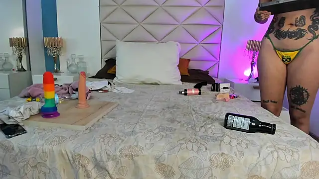 JuliMonroe19 online show from April 23, 12:29 pm