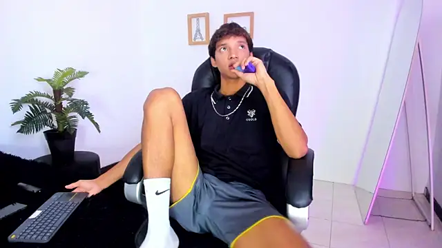 im ralff online show from January 9, 8:32 pm