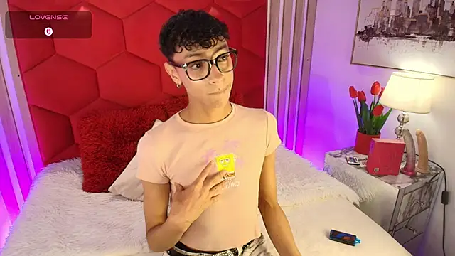 Owen JP online show from April 14, 3:01 am