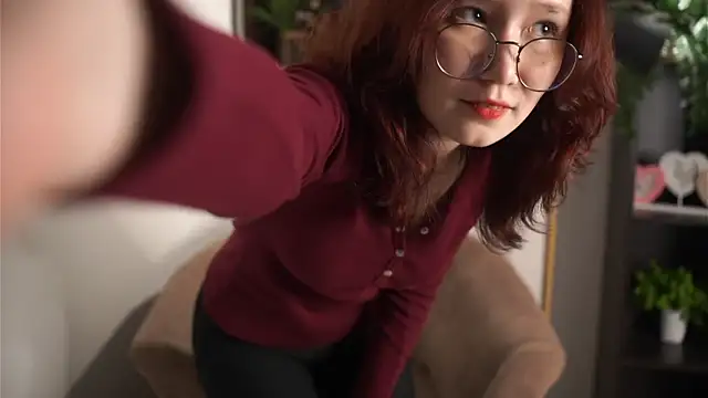 MarilouFlipp online show from December 19, 1:18 pm