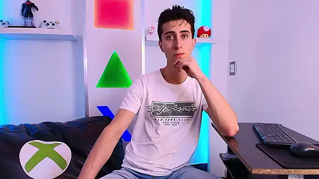 Ithan Skin online show from February 2, 11:42 am