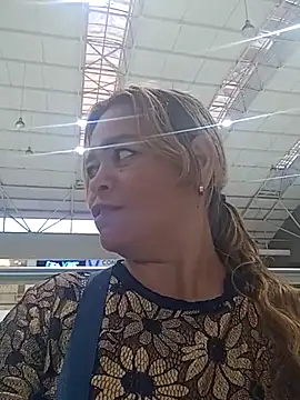 Tinkerbell0920 online show from April 10, 10:36 pm