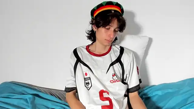 cirosky elchicopolla online show from April 11, 7:45 am