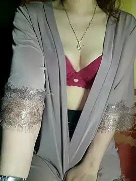 Snapshot of Kinimina68 chatting on December 16, 8:19 am Kinimina68 online show from December 16, 8:19 am