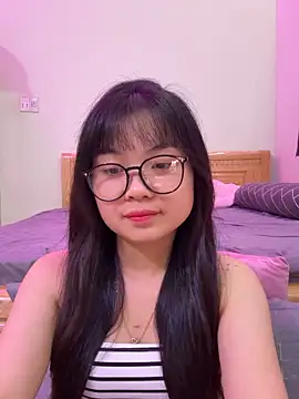    KARA    online show from April 15, 7:59 am