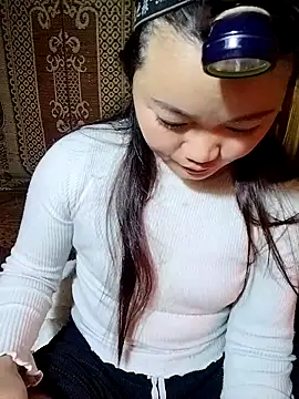 Snapshot of miluxa chatting on December 17, 2:06 am miluxa online show from December 17, 2:06 am