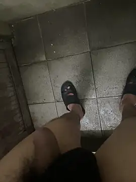 Anhyeuem1950 online show from February 5, 6:56 pm