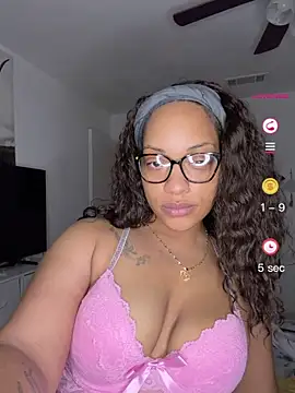 SweeTexasKyn online show from April 26, 4:10 am