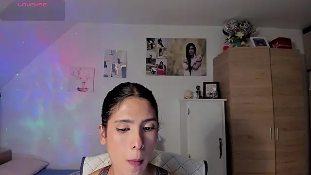 Snapshot of VEROSlen- chatting on July 15, 3:45 am VEROSlen- online show from July 15, 3:45 am