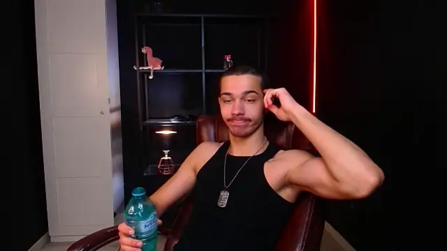 KaydenDrew online show from February 13, 5:14 am