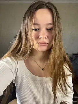 CaramelleSugarr online show from March 22, 3:15 pm