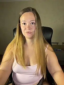 Snapshot of CaramelleSugarr chatting on June 29, 6:41 pm CaramelleSugarr online show from June 29, 6:41 pm
