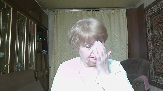 Snapshot of Casey_peach chatting on May 12, 6:05 pm Casey peach online show from May 12, 6:05 pm