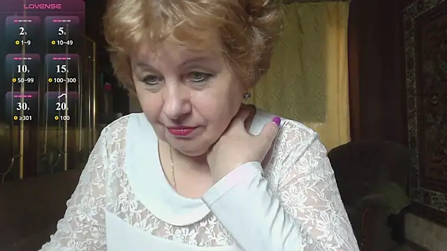 Snapshot of Casey_peach chatting on July 22, 6:49 am Casey peach online show from July 22, 6:49 am