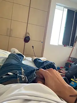 HotWhisper22 online show from February 12, 12:00 pm