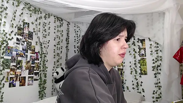 DeerMiracle online show from January 8, 4:15 am