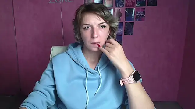 Lana Foxyy online show from July 10, 5:34 am