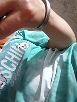 Maikha08 online show from April 25, 1:25 pm