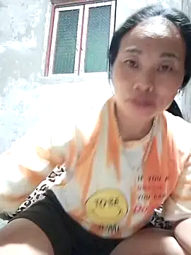 Snapshot of Maikha08 chatting on May 25, 12:44 pm Maikha08 online show from May 25, 12:44 pm