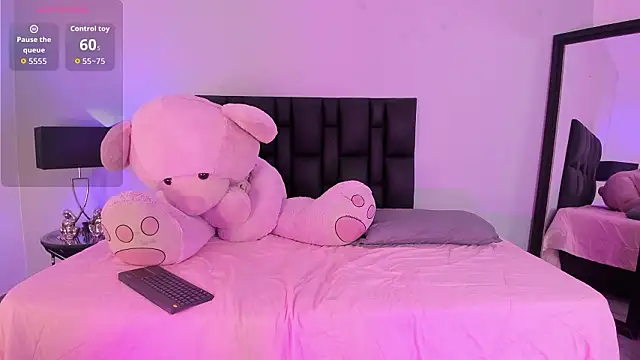 Kloebaby  online show from March 3, 8:48 pm