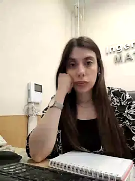 Snapshot of femdompersefone chatting on December 18, 12:33 pm femdompersefone online show from December 18, 12:33 pm