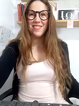 SofiEsteves online show from April 22, 3:02 pm