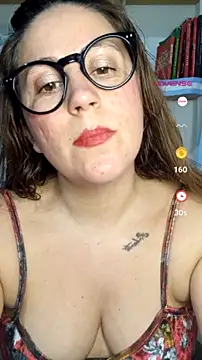 Snapshot of SofiEsteves chatting on July 18, 4:44 pm SofiEsteves online show from July 18, 4:44 pm