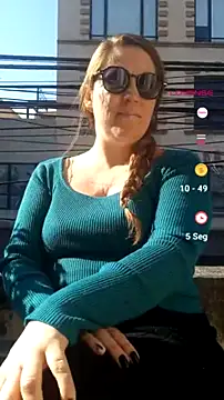 Snapshot of SofiEsteves chatting on July 26, 5:20 pm SofiEsteves online show from July 26, 5:20 pm