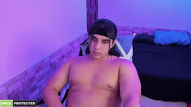 latinboyfit online show from May 2, 5:40 pm