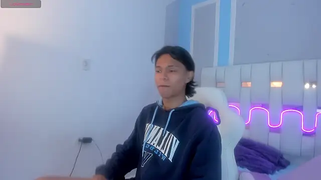 AndyKings 1 online show from February 9, 3:21 am