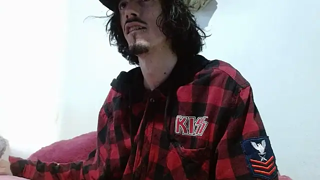 sk8-boy online show from June 28, 4:24 pm