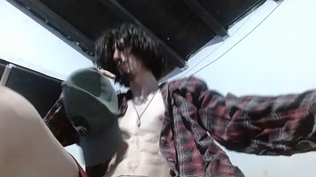 sk8-boy online show from July 26, 5:15 am