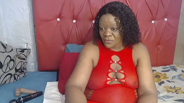 LaicyBrown76 online show from April 5, 9:23 pm