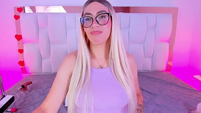 CamilleJuicy  online show from April 19, 12:48 pm