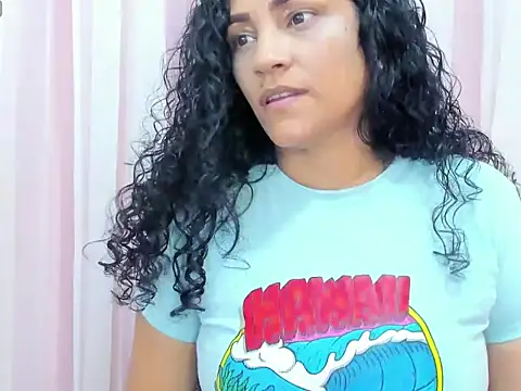 Bianca slut1 online show from December 20, 9:22 pm