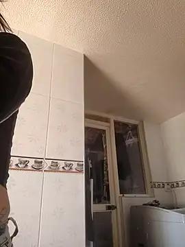 Snapshot of mara_adiction chatting on December 19, 8:27 pm mara adiction online show from December 19, 8:27 pm