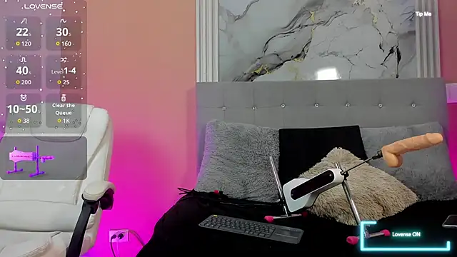 alex xhunter online show from April 22, 7:59 pm