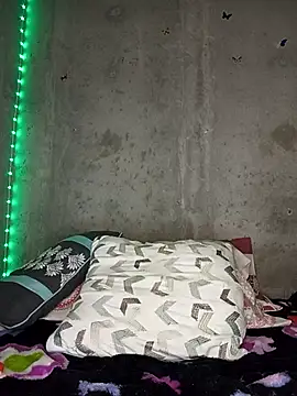 Kaoz 69  online show from March 13, 1:23 am