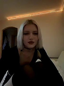 kris tinika online show from December 19, 7:48 am