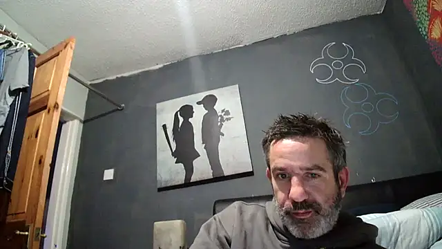 UnhappyDawn773 online show from May 15, 11:01 pm