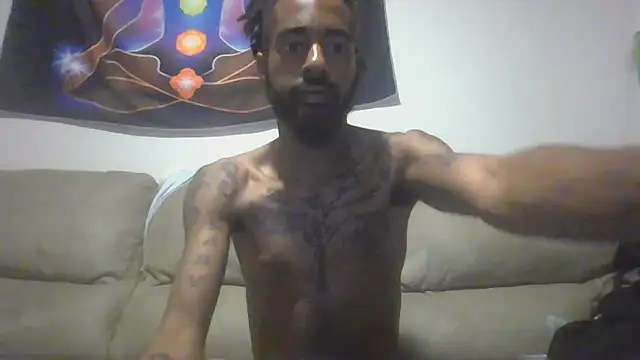 AverageAnt  online show from December 17, 4:18 am