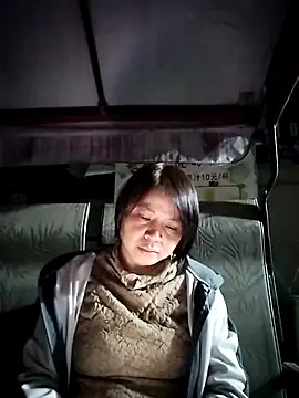 Girl-6868 online show from March 6, 2:13 pm