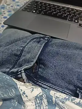 AqueousCrepe online show from July 25, 6:49 pm