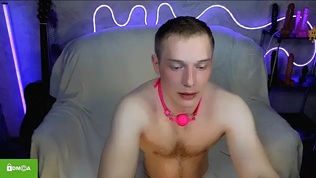 Snapshot of playoliver chatting on April 29, 1:04 pm playoliver online show from April 29, 1:04 pm
