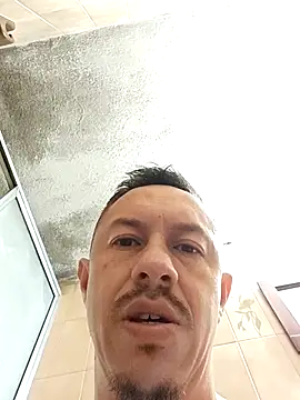 L hotcream online show from March 4, 11:16 am