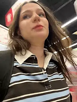 Niki Hug online show from January 8, 9:11 am