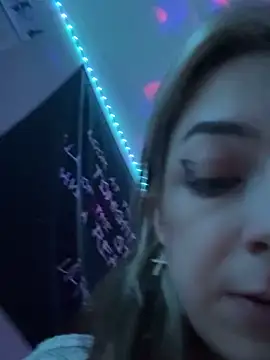 tiki lol online show from December 18, 6:19 am