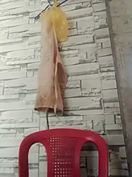 Snapshot of PhilipofHeaven chatting on April 3, 4:10 am PhilipofHeaven online show from April 3, 4:10 am